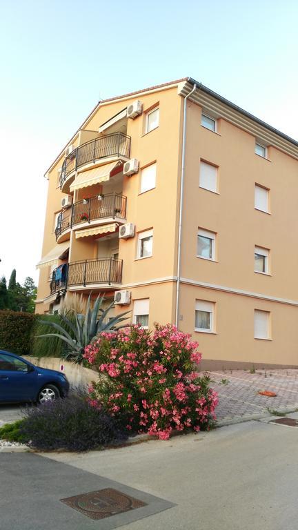 Apartment Pula Relax المظهر الخارجي الصورة